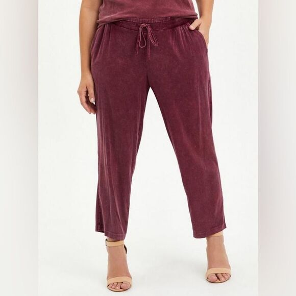 Torrid Relaxed Taper Stretch Challis High-Rise Tie-Front Pant - Picture 2 of 8